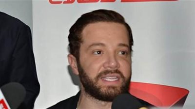 تامر شلتوت: دخلت كلية الطب وتركتها بسبب والدتي 