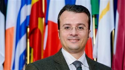 طبيب مخ وأعصاب: فيروس كورونا خطر جديد يهدد البشرية | فيديو