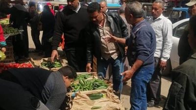 فض 5 أسواق بقرى الغربية ضمن إجراءات مواجهة فيروس كورونا