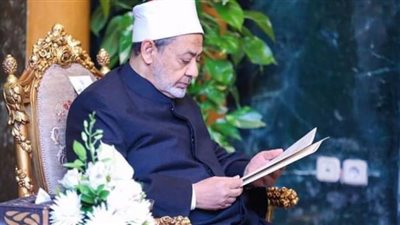 شيخ الأزهر للأطباء: أثق بإخلاصكم.. ونحتاج إليكم أكثر من أي وقت مضى