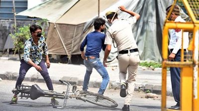 الشرطة الهندية تستخدم 