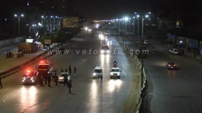 كمائن للشرطة أعلى طريق الإسكندرية الزراعي لضبط مخالفي قرار الحظر | صور