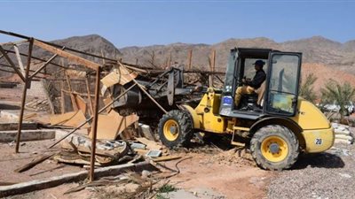 استكمال أعمال الرصف وإزالة التعديات على أراضى الدولة بجنوب سيناء| صور