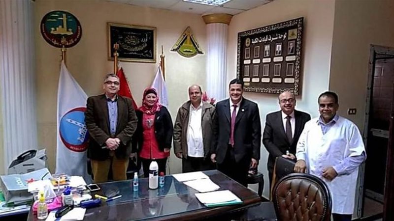 المشرفين على صناعة