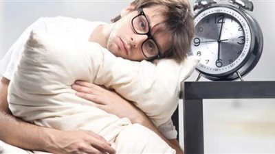 خبراء: قلة النوم تزيد من مخاطر الإصابة بمرض السكر