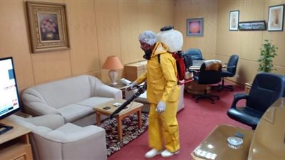 تطهير وتعقيم أكثر من عشرة آلاف متر مربع بمدينة الإنتاج الإعلامي | صور