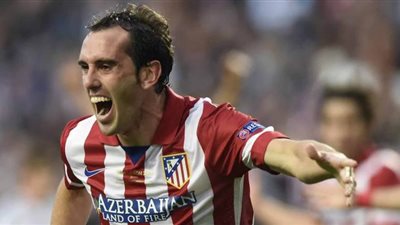 مانشستر يونايتد وتوتنهام في صراع للتعاقد مع نجم إنتر ميلان