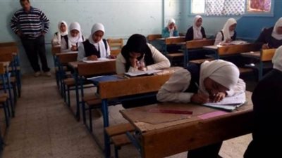 التعليم: إلغاء امتحانات الإعدادية والاكتفاء ببحث في كل مادة