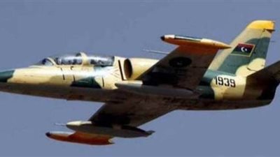 سلاح الجو الليبي يشن غارات على مواقع لقوات الوفاق في أبوقرين ووادي زمزم