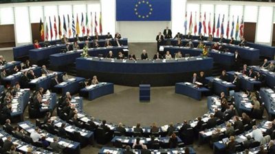 في جلسة استثنائية.. البرلمان الأوروبي يعتمد 37 مليار يورو لمواجهة كورونا