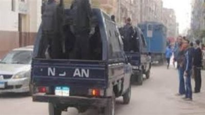 دوريات شرطية على مساجد قنا.. والمحافظ يمنع عرض اللحوم مكشوفة في محال الجزارة