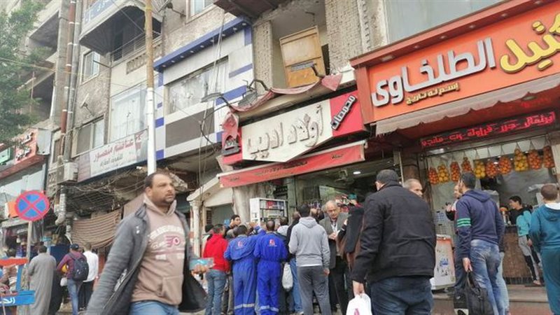 زحام على محلات التسالي