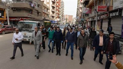 محافظ الدقهلية يتفقد شوارع المنصورة لمتابعة تنفيذ غلق المحال التجارية| صور