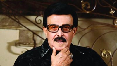 سمير غانم يكشف سبب إصابة جورج سيدهم بالشلل وإفلاسه | فيديو