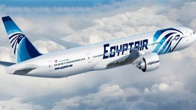 ٣ رحلات لمصر للطيران وإير كايرو لعودة ٤٤٠ راكباً من العالقين في مسقط ولندن
