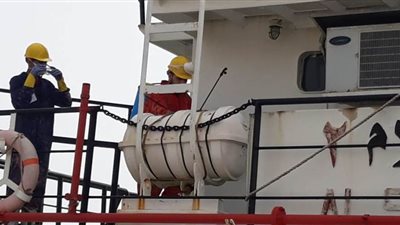 موانئ بورسعيد تواصل أعمال التعقيم للوقاية من فيروس كورونا| صور