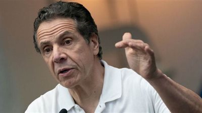 حاكم ولاية نيويورك يعلن أسوأ الأخبار عن أعداد الإصابات والوفيات بفيروس كورونا