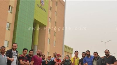 مغادرة أول فريق طبي مستشفى 