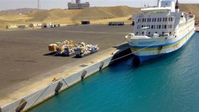 التمثيل التجاري المصري: وقف استقبال سائقي الشاحنات القادمة لميناء ضبا