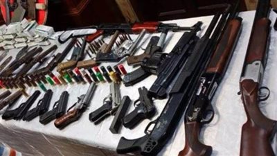 ضبط 159 قطعة سلاح نارى و174 قضية مخدرات