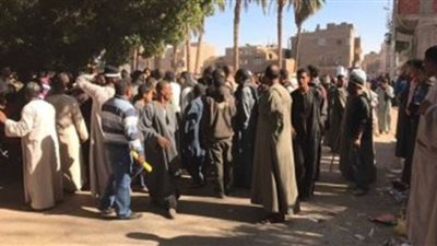 مصرع شاب عن طريق الخطأ تصادف مروره أثناء مشاجرة مسلحة بين عائلتين بأسيوط