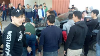 سيارة طائشة تصدم ٤ أشخاص بمحيط استاد طنطا