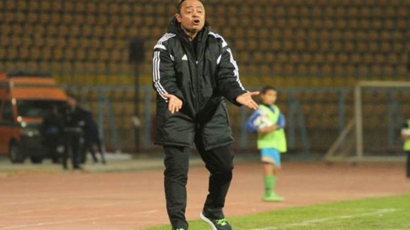 طارق يحيي نجم الزمالك