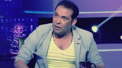 تعرض أحد أعضاء فرقة سعد الصغير لحادث خطير.. والفنان يرافقه بالمستشفى