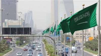 السعودية تقرر مد ساعات الحظر بجدة وتعليق الدخول والخروج منها