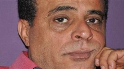 وفاة الفنان أحمد عبادة بعد صراع مع مرض السرطان