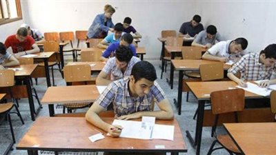 اعتماد جداول امتحانات الصفين الأول والثاني الثانوي مايو 2020