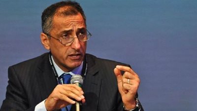 محافظ البنك المركزي: انخفاض سعر الدولار الفترة المقبلة