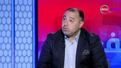 محمد عمارة يحلل قرارات رباعي الأهلي الخاصة بالتجديد