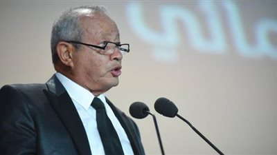 ساويرس: عندي اختناق ولا أرتدي كمامة.. وأبتعد 3 أمتارعن أقرب شخص | فيديو