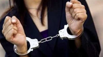 قانونية عن نجمة 