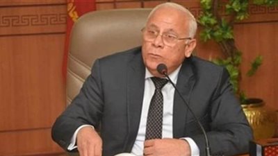 محافظ بورسعيد: لا توجد حالات مصابة بفيروس كورونا بين العاملين بالمصانع