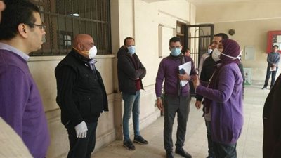 تخصيص ٢٠ مدرسة لتسليم شريحة التابلت لطلاب أولى ثانوى في الجيزة