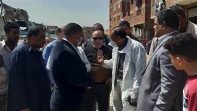 رفع مخلفات عشش الزرايب بالبراجيل لمواجهة كورونا | صور