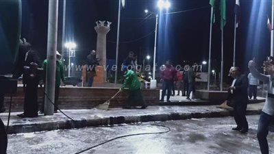 تطهير وتعقيم شوارع المنصورة بالمياه والكلور | فيديو وصور