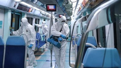 وزير النقل عن تعقيم القطارات والمترو: 