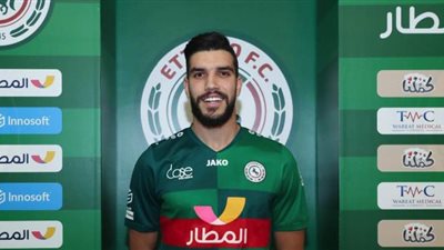 أزارو يتسبب في خلاف بين فايلر ولجنة التخطيط بالأهلي