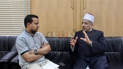 المعاهد الأزهرية: نحرص على مصلحة الطلاب.. وهذه حقيقة منهج الأحياء