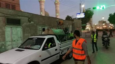 فرق شبابية ليلية لتطهير وتعقيم مديرية أمن وقسم شرطة قنا | صور