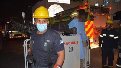 إنقاذ سعودي حاول الانتحار من أعلى لوحة إعلانية