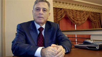 أنباء عن وفاة عبد الحليم خدام في باريس