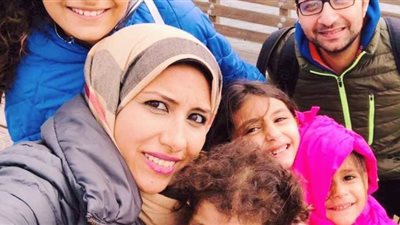 ساعة لنفسك وساعة لعيلتك ..  أمهات الكيبورد يطلقن نداء 