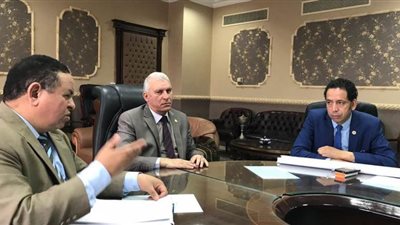 نقابة جمارك القاهرة تطلق حملة لتعقيم مباني ومكاتب المصلحة ضد فيروس كورونا