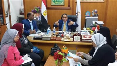 مناقشة إنشاء الفصول الافتراضية بمدارس البساتين ودار السلام | صور