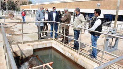 محافظ الدقهلية يوزع 288 طن مواد مطهرة على المراكز والأحياء | صور