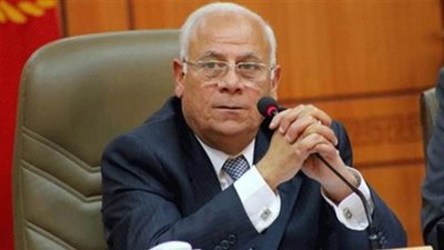 محافظ بورسعيد: موانئ شرق وغرب بورسعيد تعمل على مدار الساعة